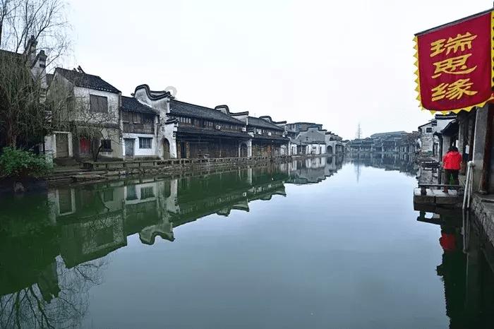 老旧的停车场3