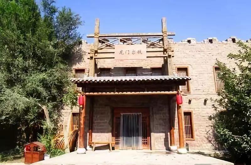 养宠物家庭适合哪种瓷砖？游戏画面