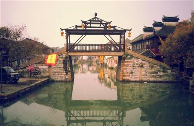 部下尖锐批评谭震林:我喊报告,老蒋还给我还礼,你却没起身!